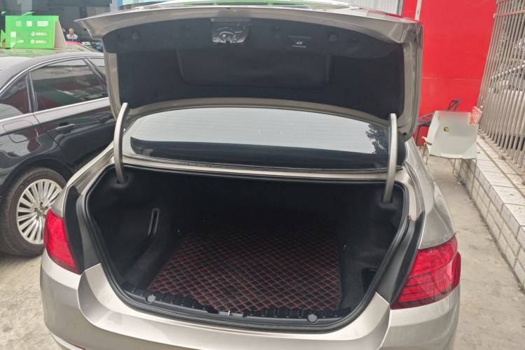 Used BMW 5 Series 2017 525Li Leading Model