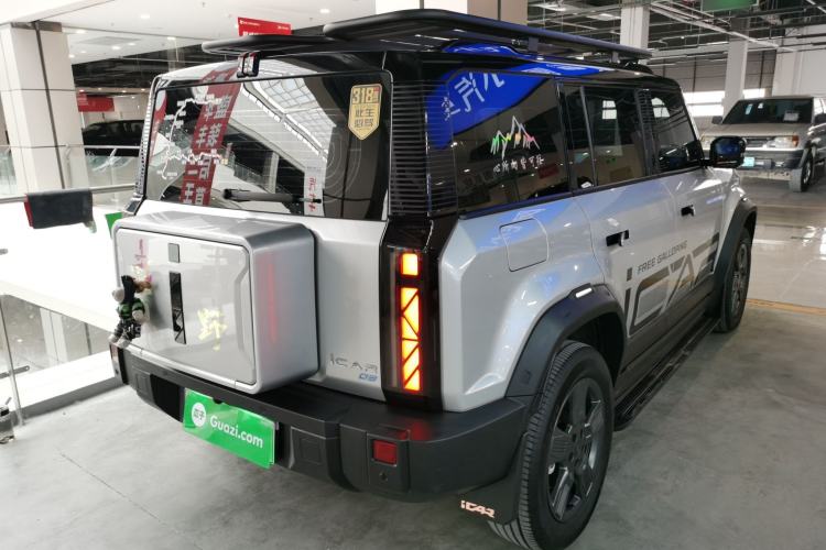 Used iCAR 03 2024 401km Two-Wheel Drive Standard Advanced Version Rear Right 45 Deg