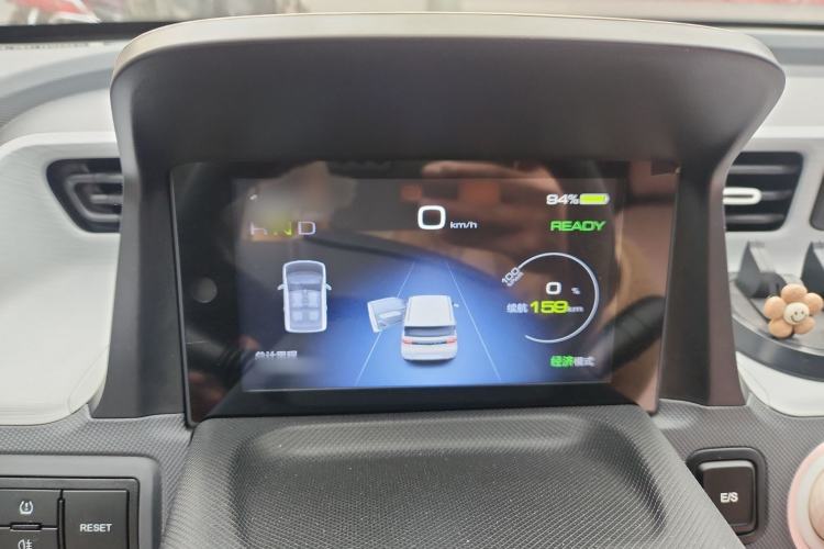 Used Wuling Hongguang MINIEV 2022 Macaron Premium Model – Lithium Iron Phosphate