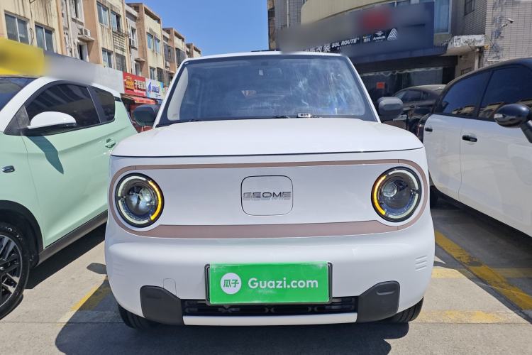 Used Geely Galaxy Panda 2023 Panda Mini 200km Endurance Bear
