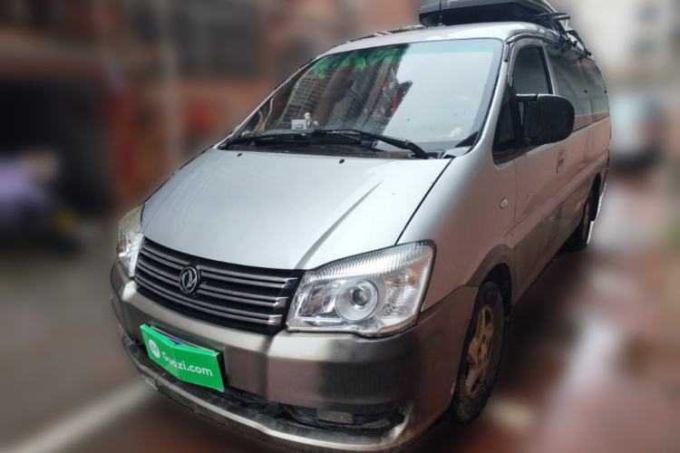 Used FORTHING Lingzhi 2013 M5 Q3 2.0L 7-seat Long-wheelbase Luxury Model