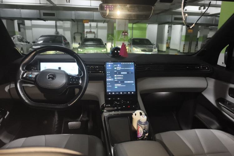 Used Nio ES8 2020 415 km Range 6-Seater Version
