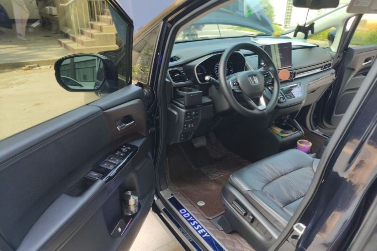 Used Honda Odyssey 2022 2.0L eHEV Sharp Supreme Edition