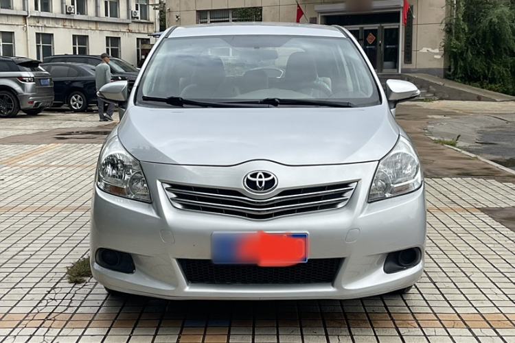 Used Toyota Verso 2014 Starlight 180E CVT Elite Edition