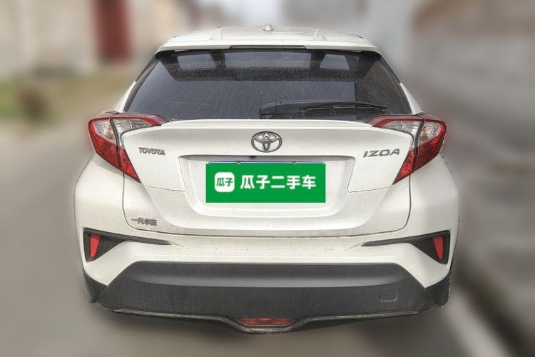 Used Toyota IZOA 2018 2.0L Yichi Version China VI Standard
