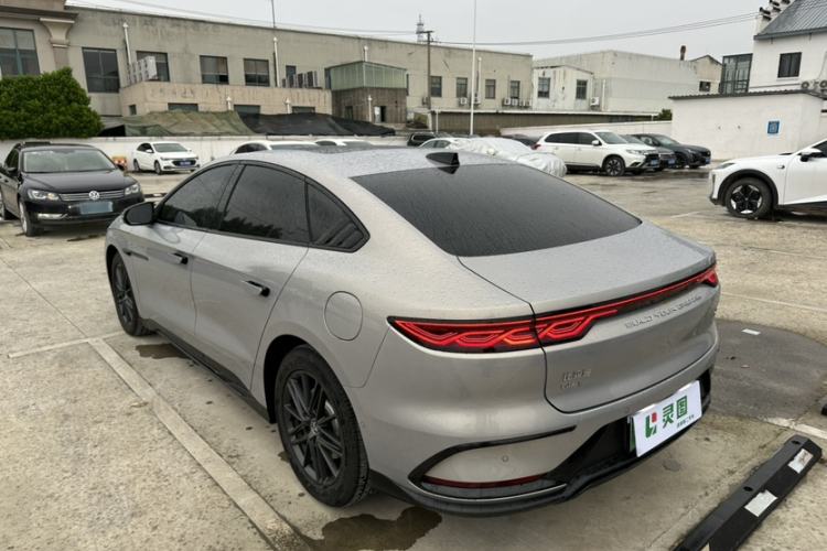 Used BYD Han 2025 DM-i Intelligent Driving Edition 245KM Prestigious Edition Exterior 3