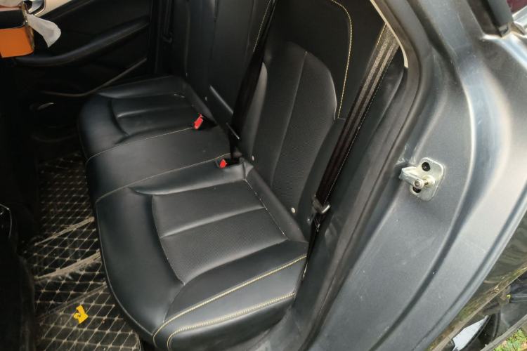 Used Roewe i6 MAX 2020 300TGI Automatic "Swell Cool Smart Drive" Edition Left Rear Seat