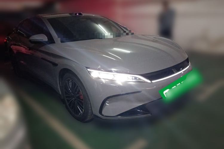 Used BYD Han 2025 EV with 701 km of Laser Radar-Enabled Intelligent Driving Front Right 45 Deg