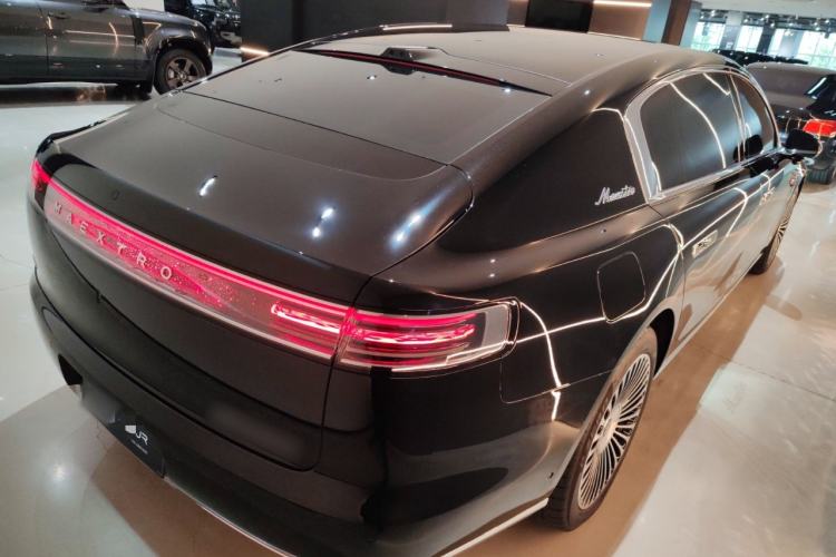 Used Hima S800 2025 Model, Range-Extended Starlight Premium Edition, 5 Seats Rear Right 45 Deg