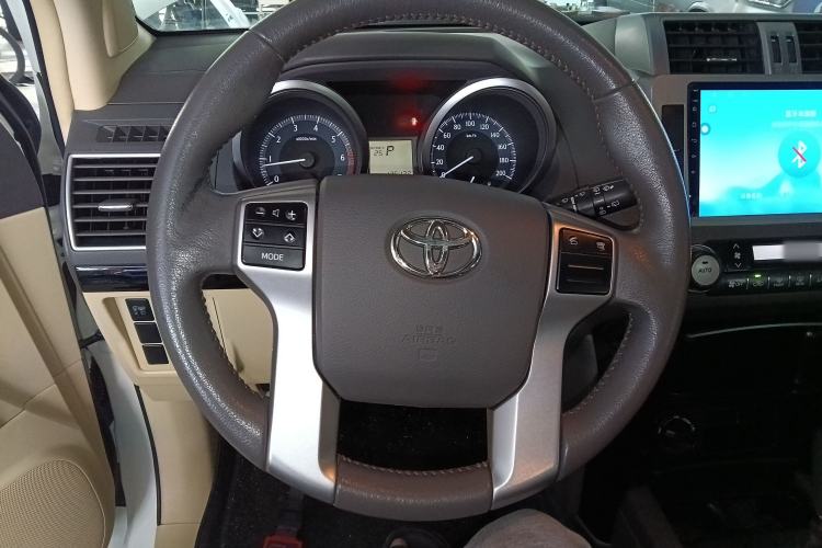 Used Toyota Prado 2016 2.7L Automatic Standard Edition Steering Wheel