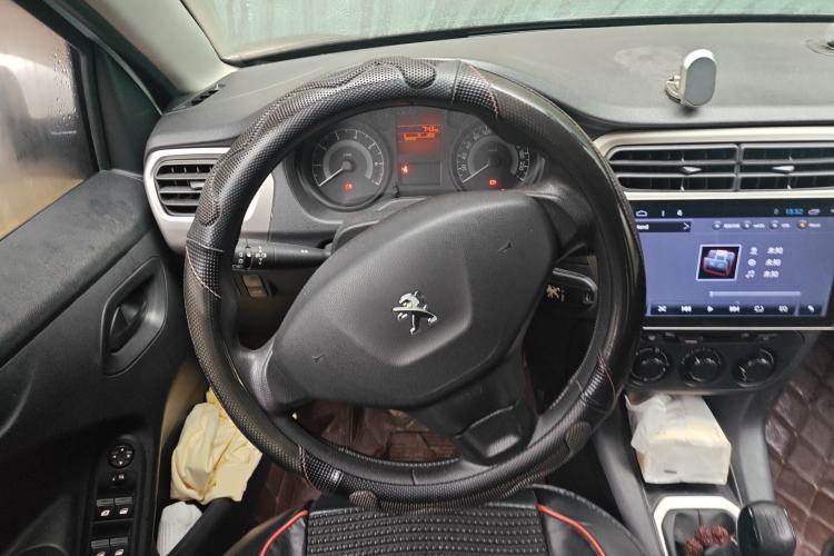 Used Peugeot 301 2016 1.6L Manual Comfort Edition Steering Wheel