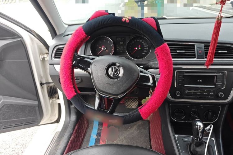 Used Volkswagen Gran Lavida 2015 230TSI DSG Comfort Edition
