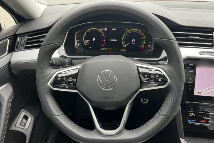 Used Volkswagen Magotan 2023 2 Million Units Commemorative Edition 330TSI DSG Luxury Version
