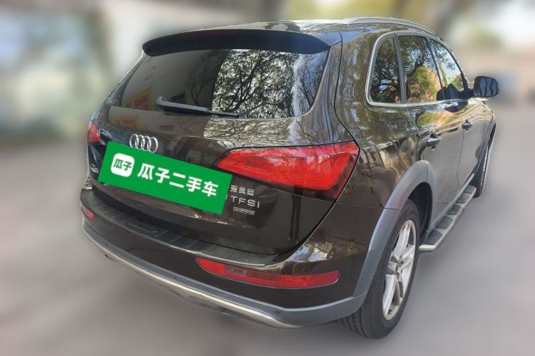 Used Audi Q5 2018 Collector's Edition 40 TFSI Technology Model
