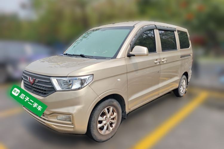 Used Wuling Hongguang V 2019 1.5L Enjoyment Version China VI LAR