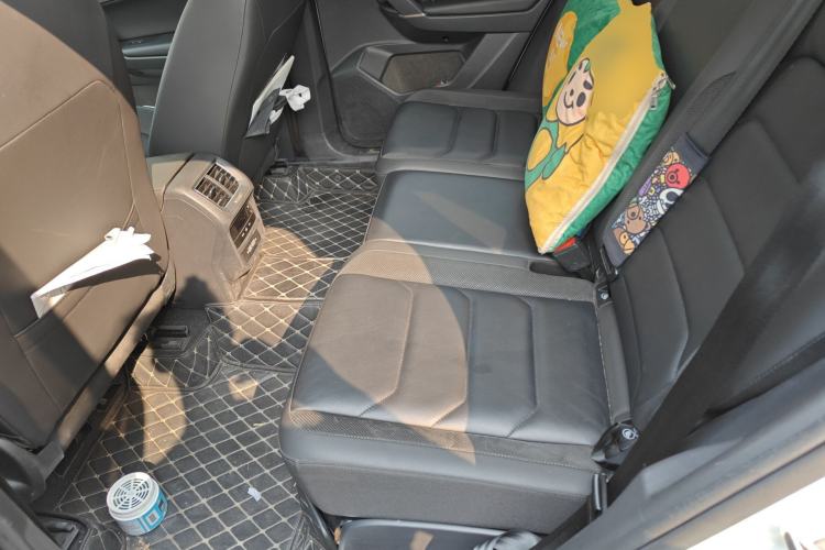 Used Volkswagen Tayron 2020 330TSI Two-Wheel Drive Luxury Smart Connectivity Version Left Rear Seat