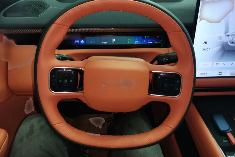 Used Lynk & Co 900 2025 2.0T Ultra
