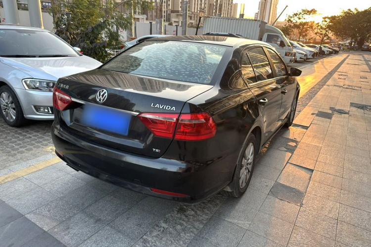 Used Volkswagen Lavida 2013 Revised Version 1.4 TSI DSG Comfort Edition Exterior 5