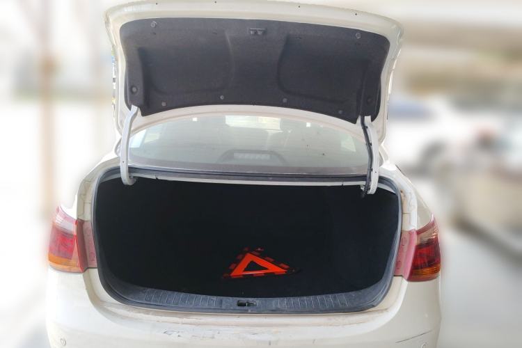 Used Dongfeng Aeolus E70 2023 500 Smart Edition Lithium Iron Phosphate 47.58 kWh Trunk