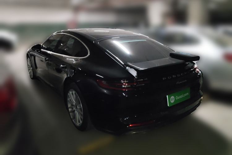 Used Porsche Panamera 2019 Panamera 2.9T Rear Left 45 Deg