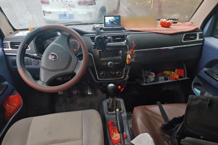 Used Jinbei Hiace X30 2018 1.3L Comfort Model DLCG12 Center Console