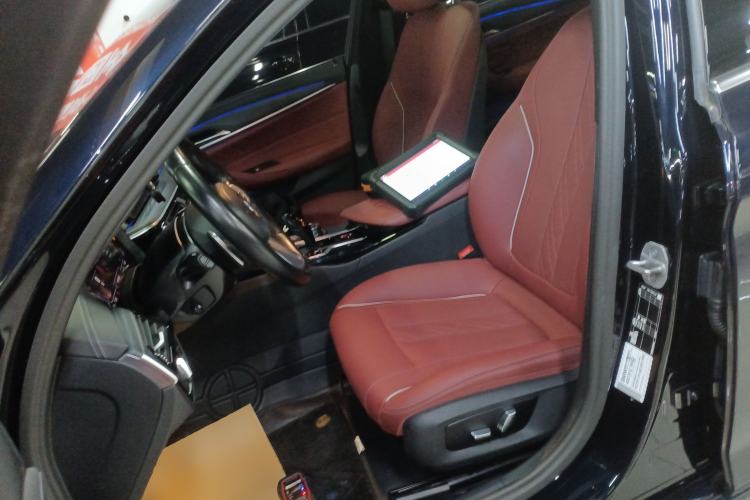 Used BMW 5 Series 2023 530Li Leading Model M Sport Package
