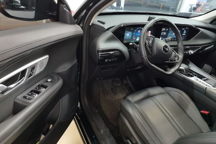 Used Dongfeng Aeolus Huge 2022 Mach Dual-Motor 1.5T MHD Dare-to-Dream Edition
