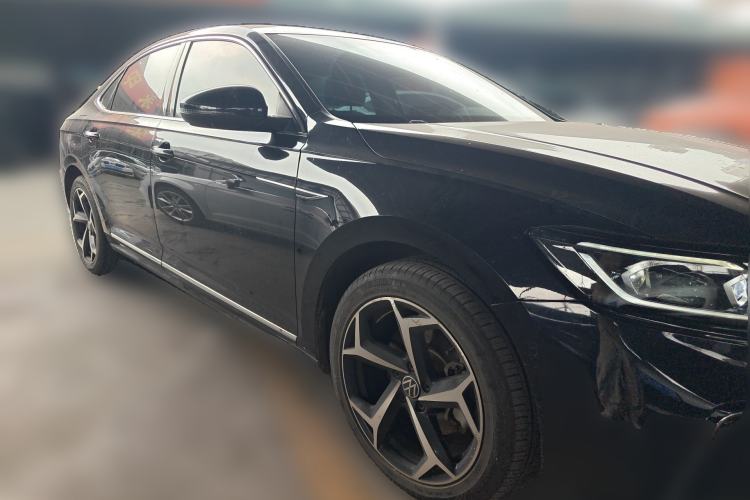 Used Volkswagen Passat 2023 330TSI Starry Luxury Edition
