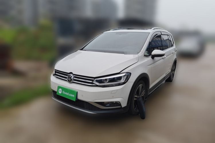 Used Volkswagen Touran 2018 Volkswagen Touran L 280TSI DSG Boundary Edition 7 Seats China VI Standard