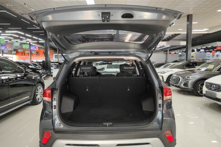 Used Hyundai ix35 2019 2.0L Automatic 2WD Zhiyong·Changxiang Edition China VI Standard Trunk