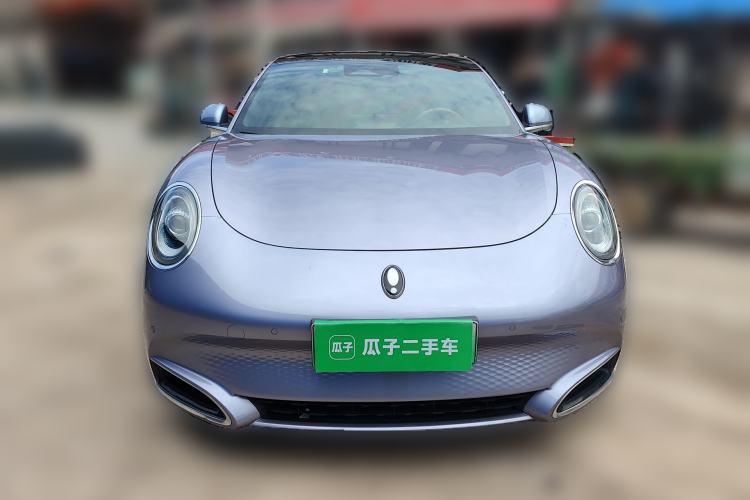 Used ORA Lightning Cat 2022 555 km Luxury Edition Front