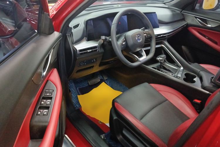 Used CHANGAN CS35PLUS 2021 Blue Whale NE 1.4T DCT Luxury Model
