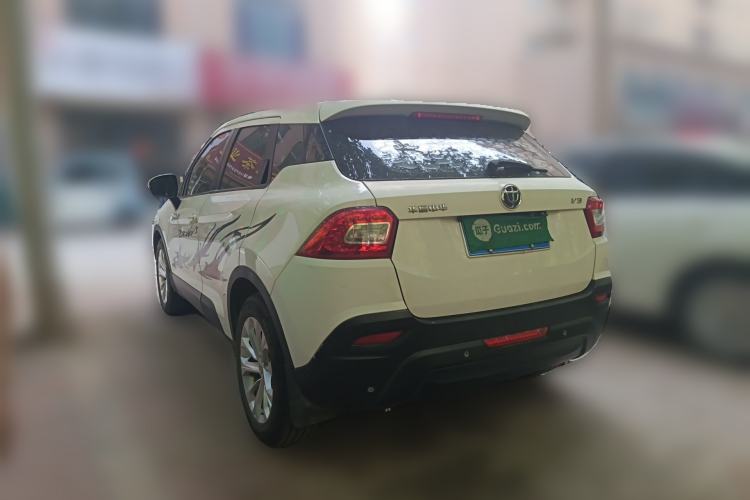 Used Brilliance V3 2015 1.5L Manual Base Version
