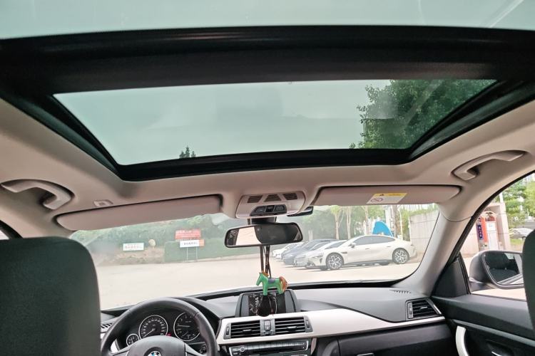 Used BMW 3 Series GT 2017 320i Sport Edition
