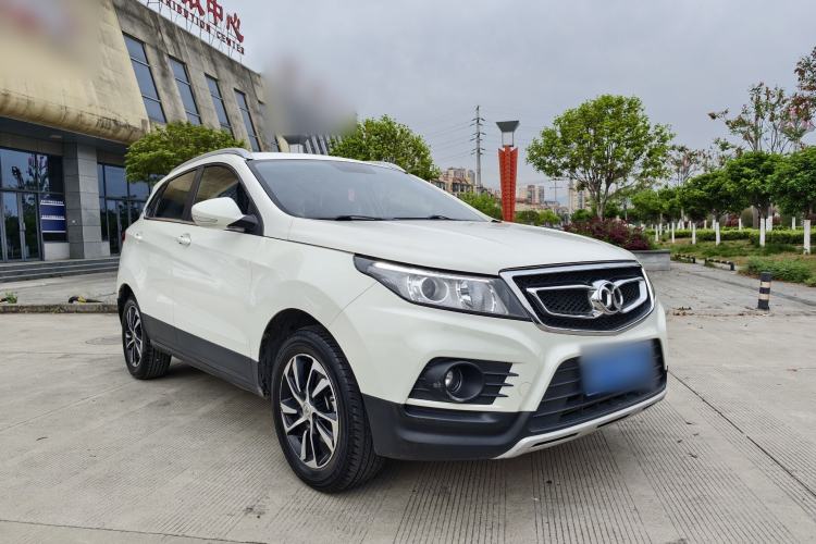 Used BAIC Senova X55 2016 1.5T CVT Elite Edition Exterior 2