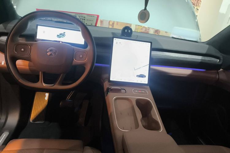 Used Nio EC6 2024 75 kWh