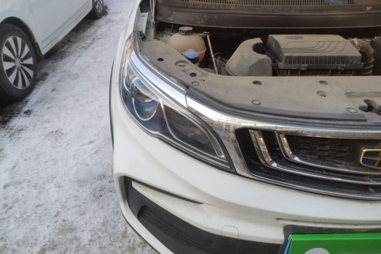 Used Geely Auto Vision X3 2019 Upgraded Model 1.5L Manual Elite Version
