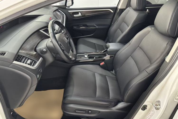 Used Honda Jade 2017 210 TURBO CVT Luxury Edition 5 Seats
