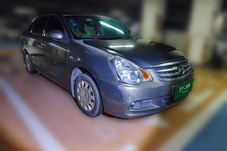Used Nissan Sylphy 2012 Classic 1.6XE Automatic Comfort Edition Front Right 45 Deg