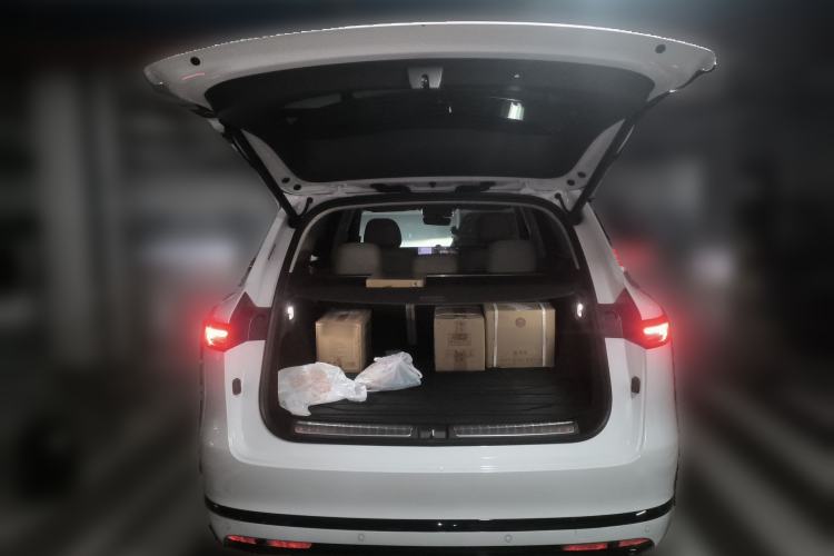 Used Hima AITO M7 2026 Model Pure Electric Max All-Wheel Drive 5-Seater Version Trunk