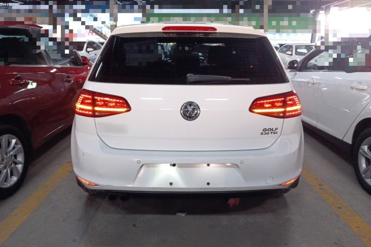 Used Volkswagen Golf 2016 230TSI Automatic Comfort Version
