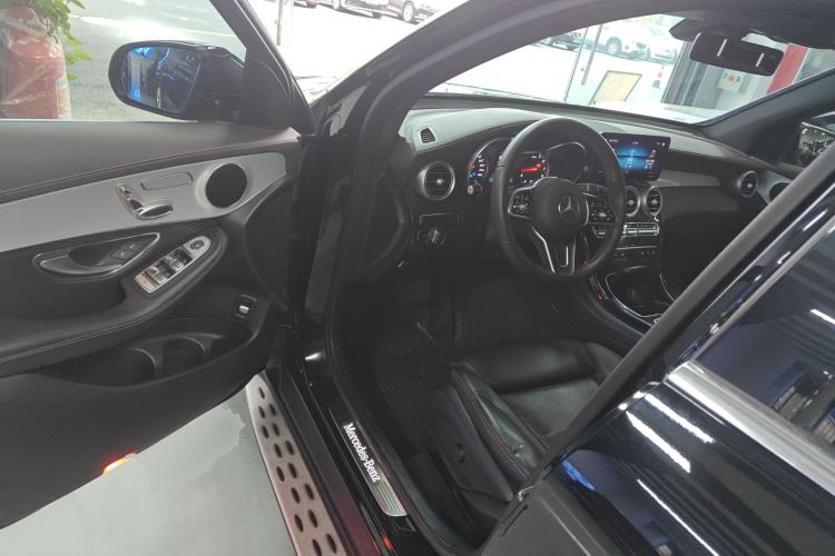 Used Mercedes-Benz GLC 2020 GLC 260 L 4MATIC Dynamic Model
