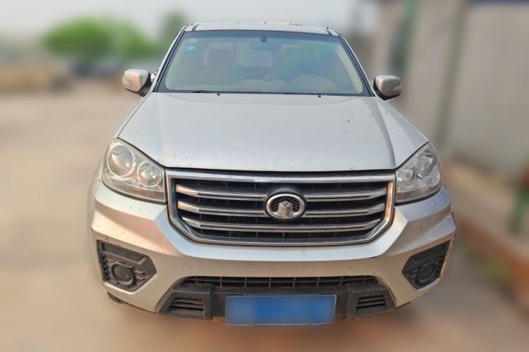 Used Great Wall Wingle 5 2017 2.0T European-spec Diesel Two-Wheel-Drive Entry-Level Big Double-Cab GW4D20D Front