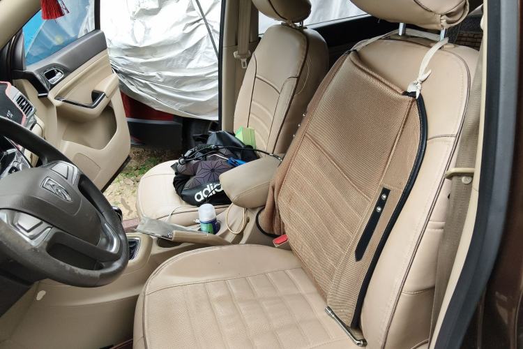 Used Baojun 730 2014 1.5L manual Comfort version 7 seats Left Front Seat