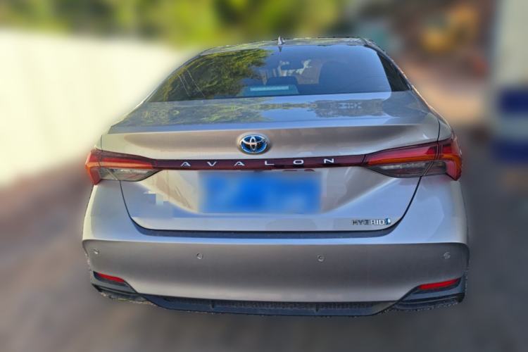 Used Toyota Avalon 2023 Dual-Engine 2.5L Luxury Edition