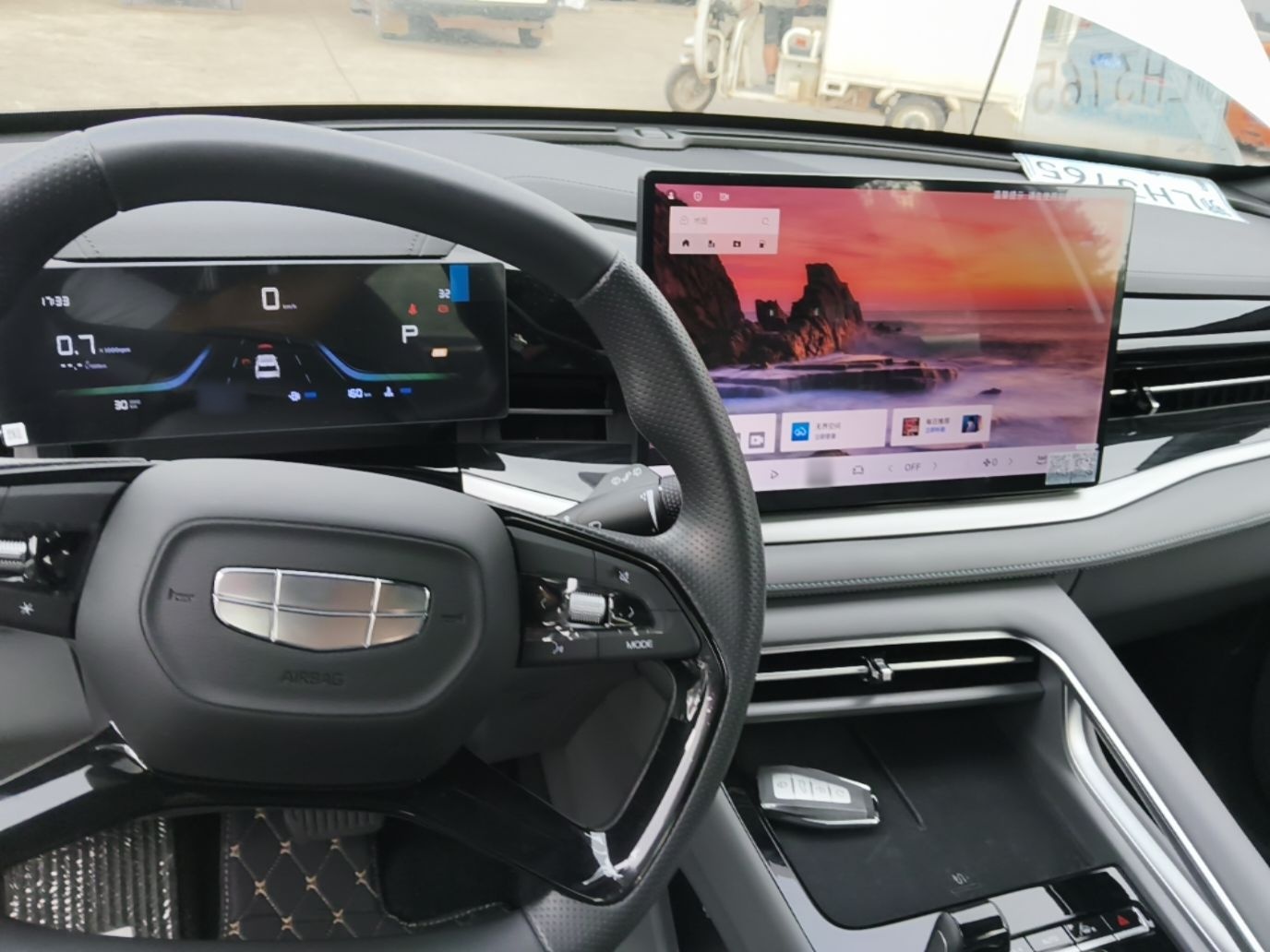 Geely Auto Emgrand X7 Sport 2026 Model 1.5TD Aspirational — снимка 12