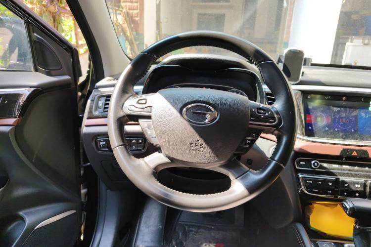 Used GAC Trumpchi GS8 2017 320T Two-Wheel Drive Luxury Edition (7 Seats)