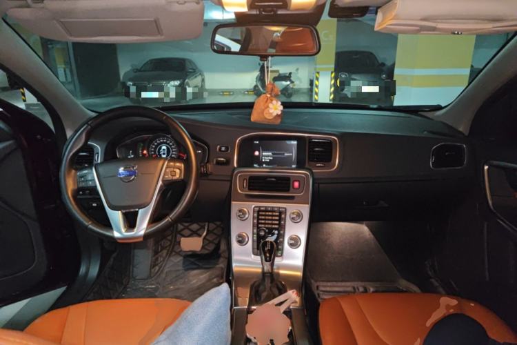 Used Volvo S60 2017 S60L T3 Smart Upgrade Edition
