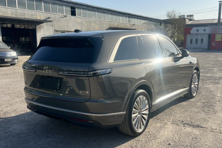 Used ONVO Luxeed L90 2025 Model—Ultra Six-Seater Version