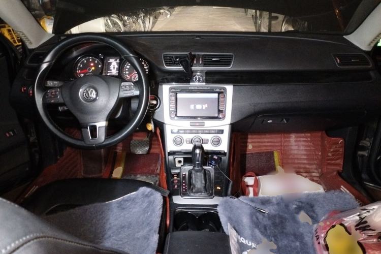 Used Volkswagen Magotan 2013 1.8TSI Luxury Model Center Console